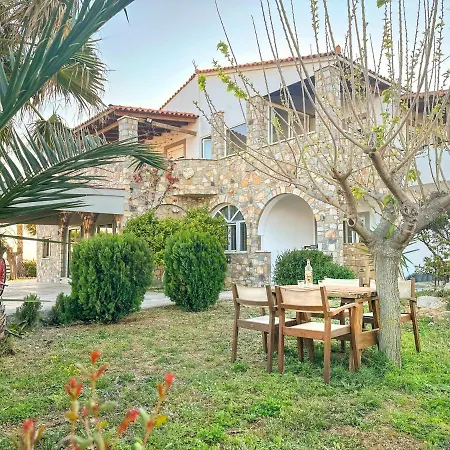 Casa De Linda Antimachia